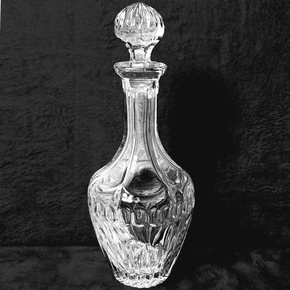 Vintage Cut Crystal Decanter Glass Stopper Whiskey Liquor Barware over 12